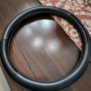 Universal Steering Wheel Cover Grip